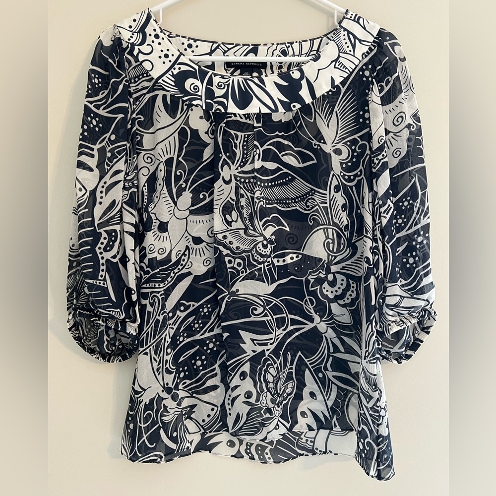 Banana Republic Silk Blouse - Size M